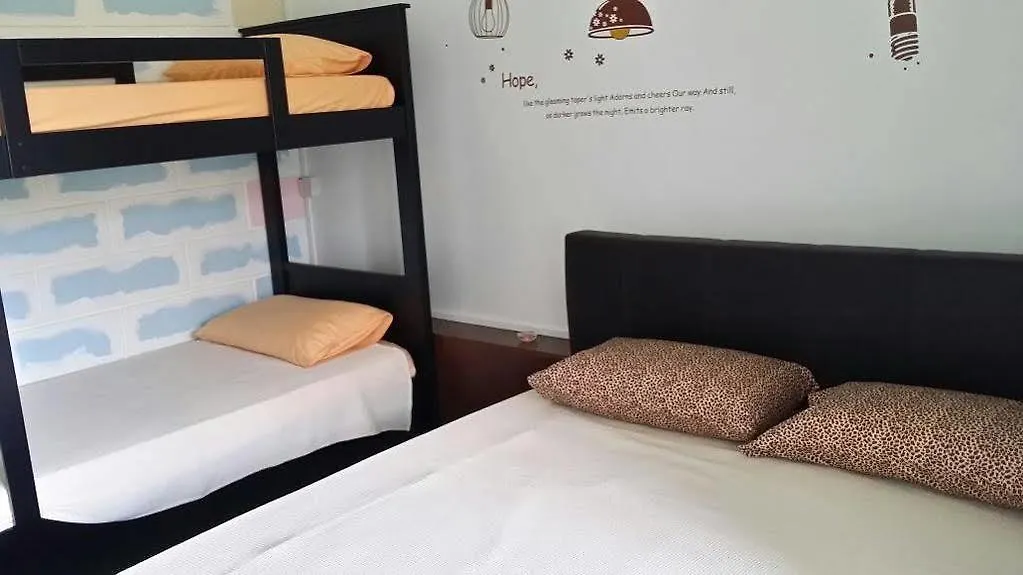 Happy Host 호텔 말라카 게스트하우스